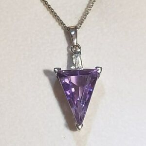 Elegant Purple Pendant Necklace